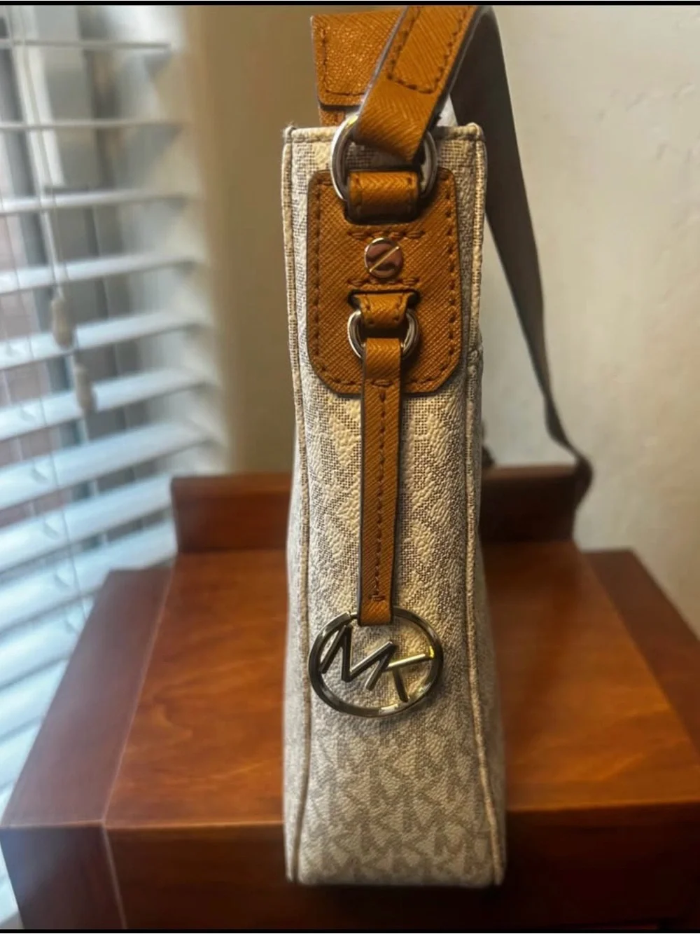 MICHAEL KORS Beige Logo Tote
